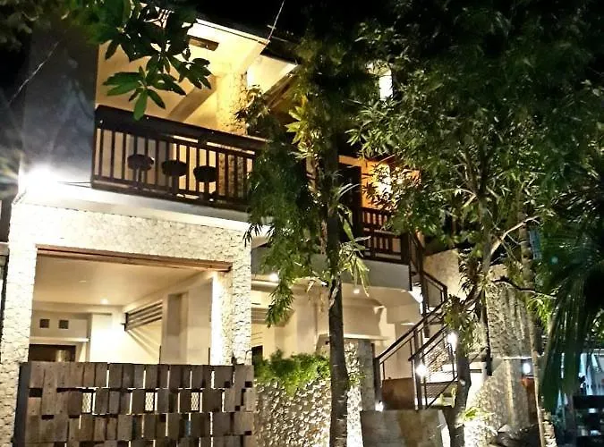 ゲストハウス Gading Loft Bali